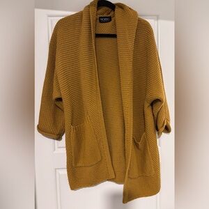 The Erinn Boyfriend Cardigan in Mustard